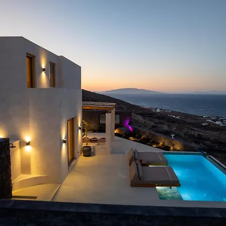 Athera Luxury Imerovigli (Santorini)